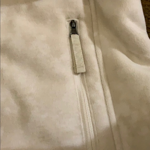 Brand new, light beige Columbia sweatshirt size M - Picture 4 of 5